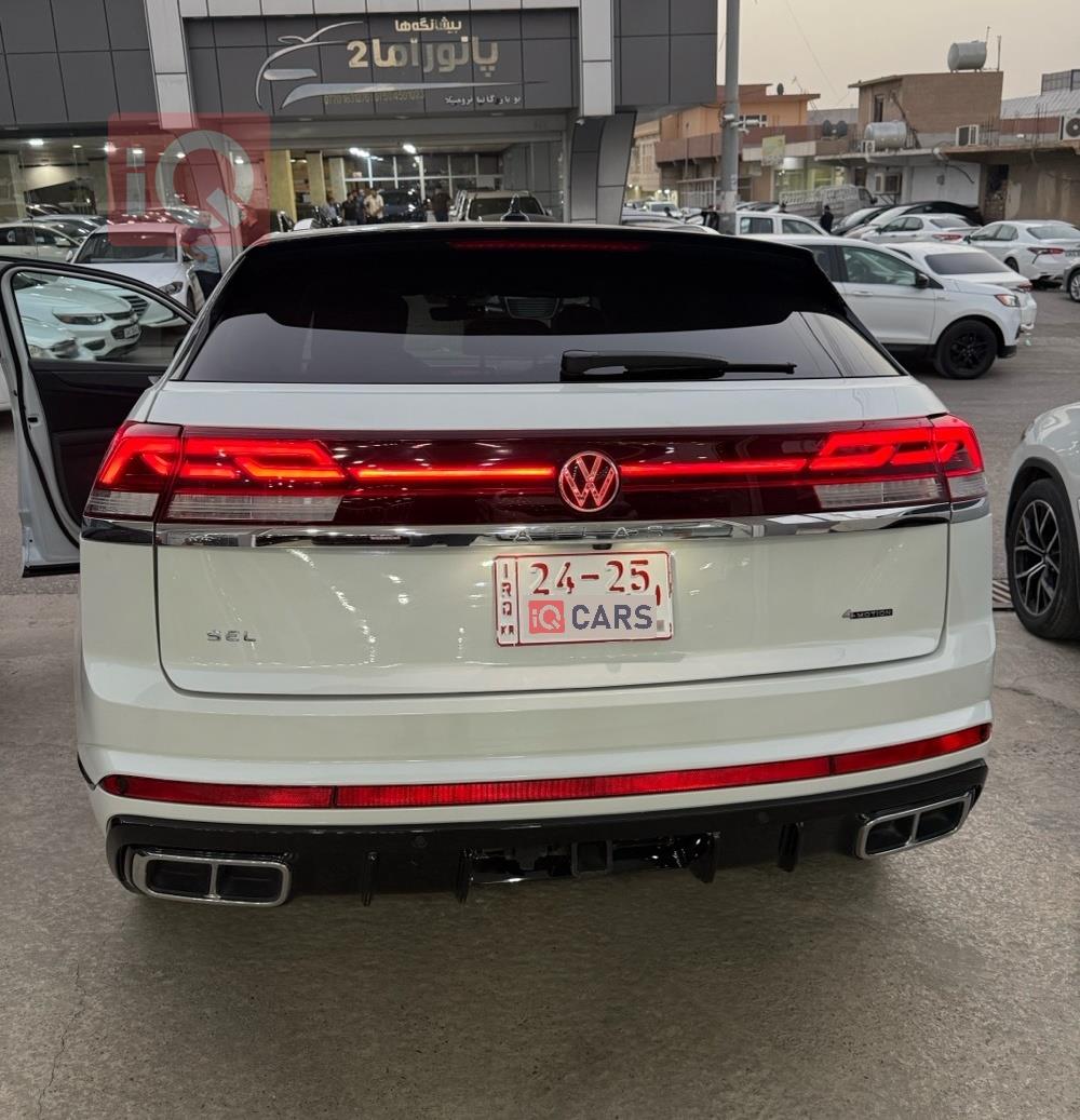 فولكسفاغن أطلس كروس سبورت